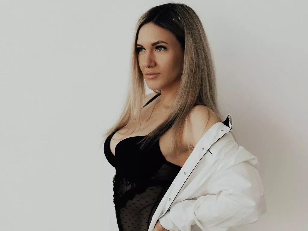 KendraNeil from LiveJasmin