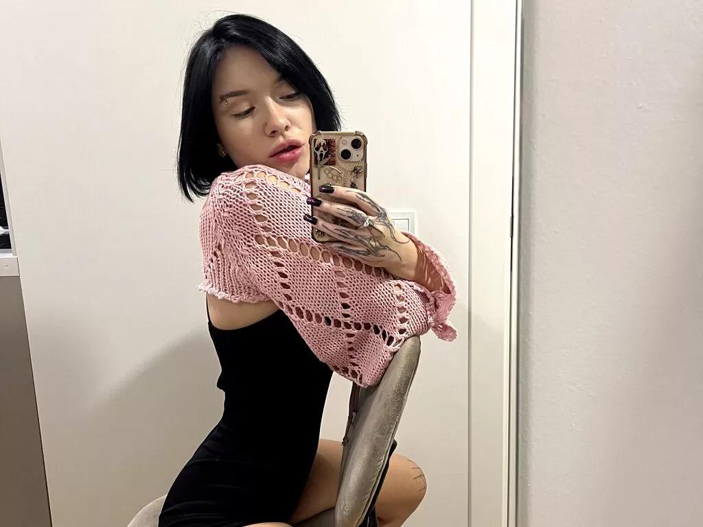 KiraNyx from LiveJasmin