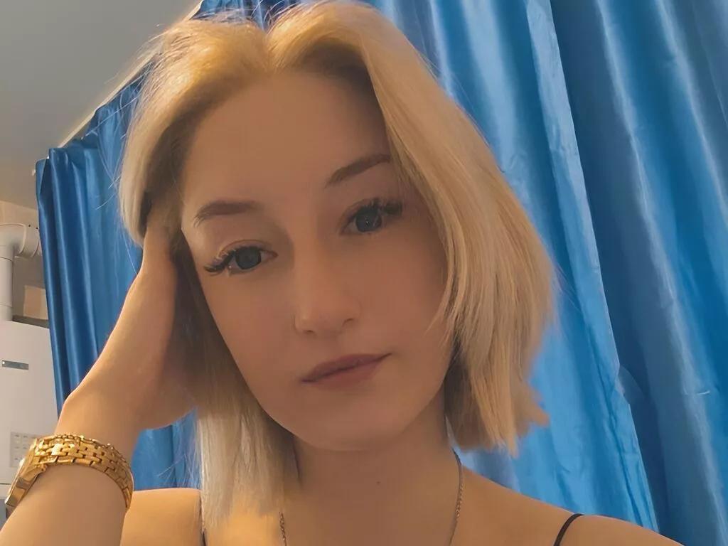 VedaLakes from LiveJasmin