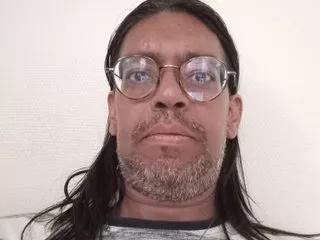 MasterDino290 from Streamate