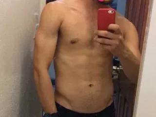 MiamiBoy21 from Streamate
