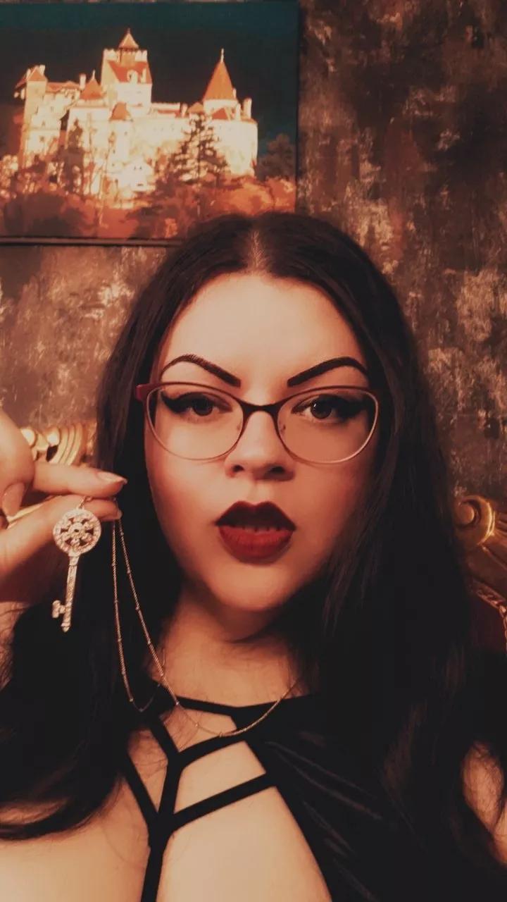 MissLilianLestrange from Streamate