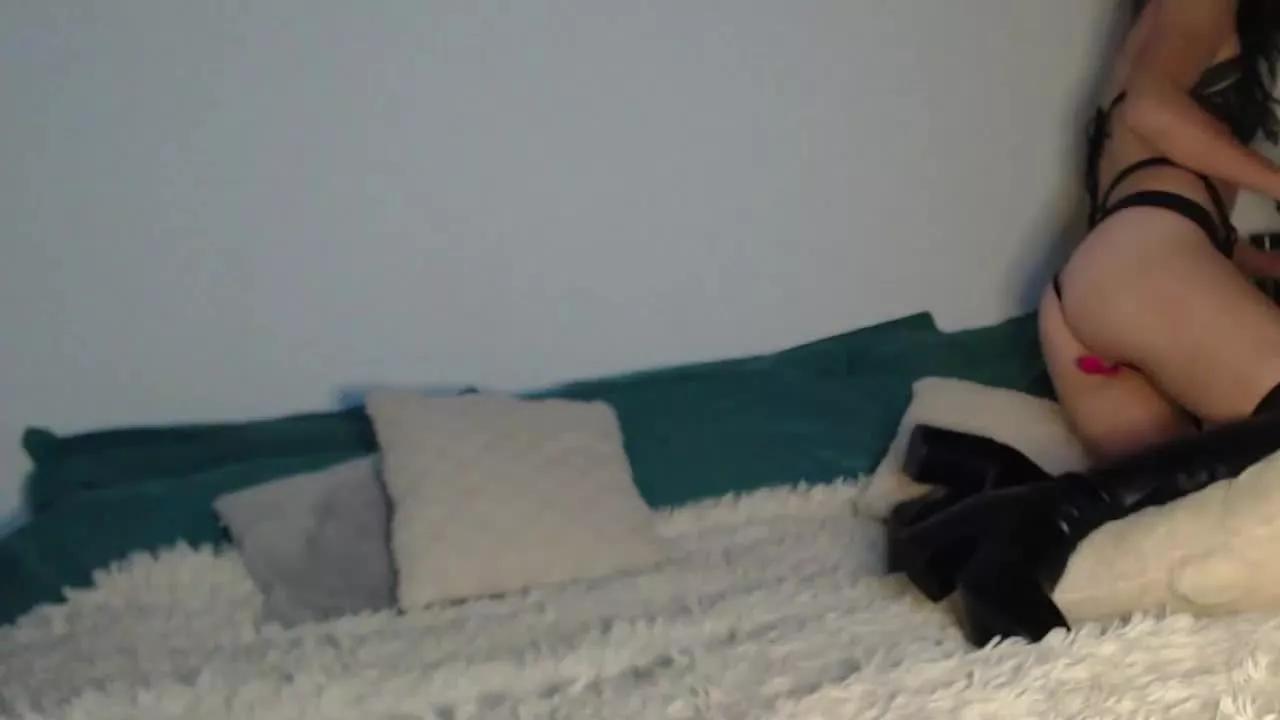 annelise88 from Streamray