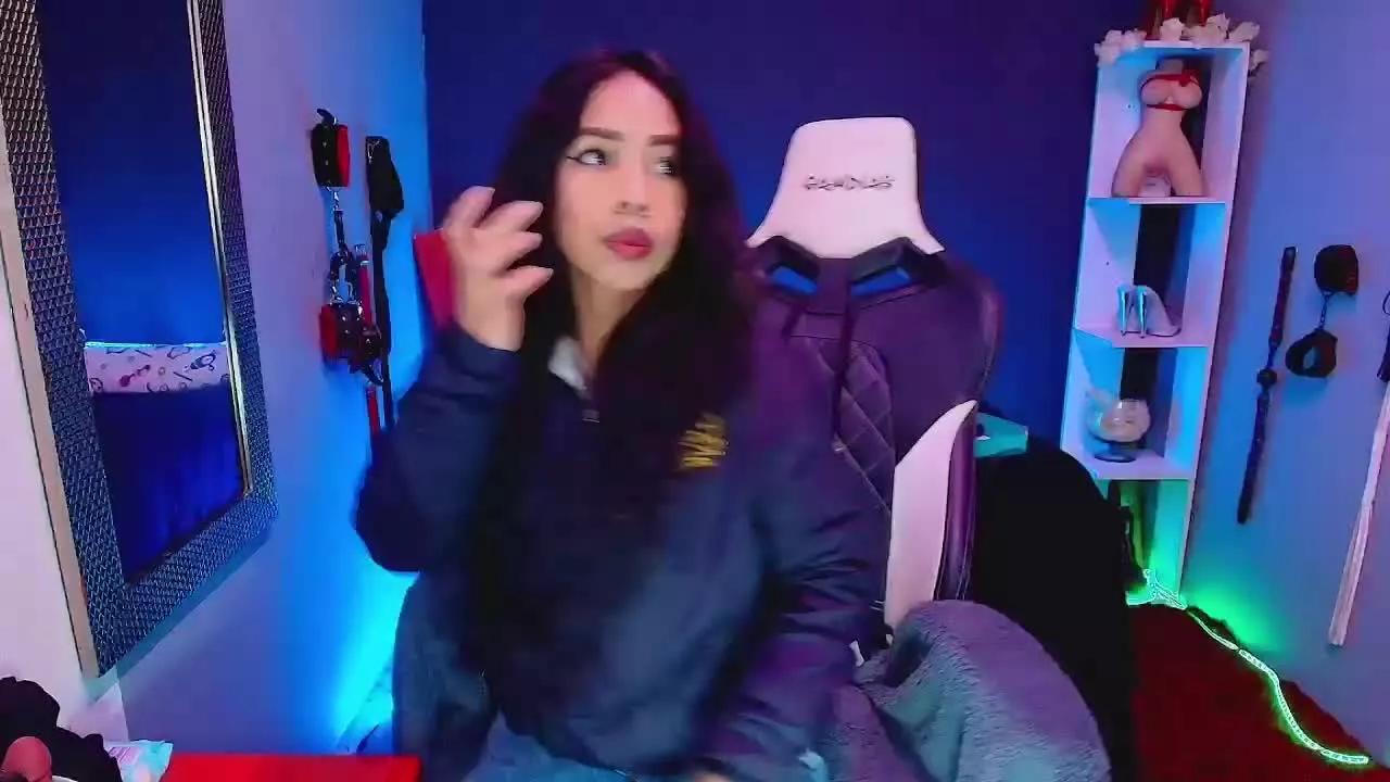 SelenaHot from Streamray