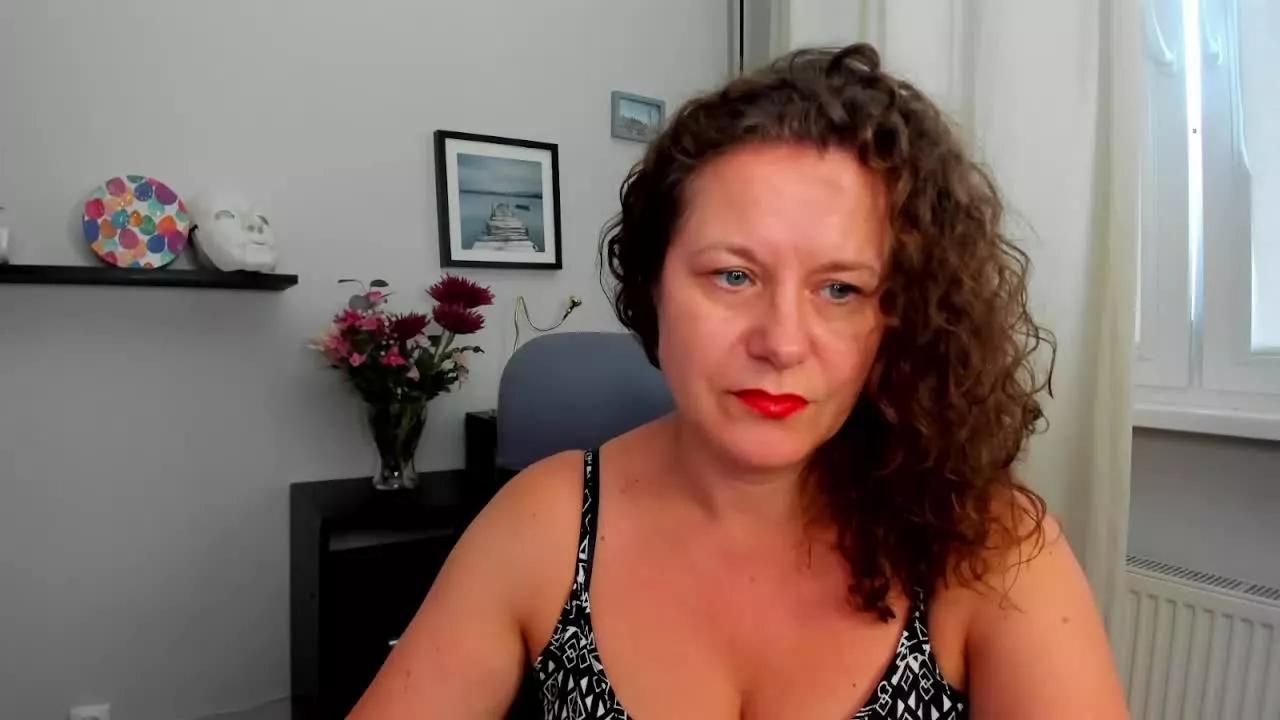 TeaseOlivia from Streamray