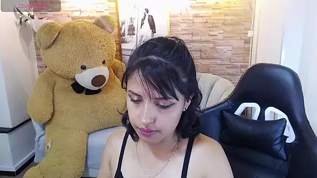 Naked Room _kathalella_b 