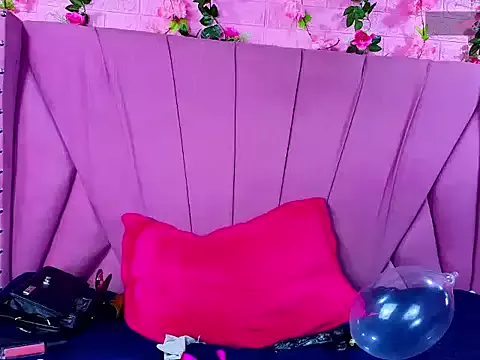 Private _Maleja_19_ on StripChat