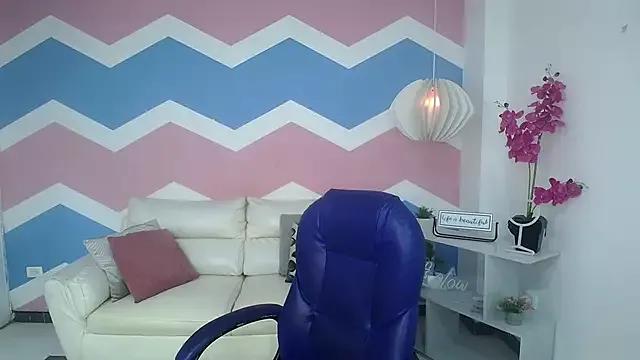 Naked Room adisson_petite1 