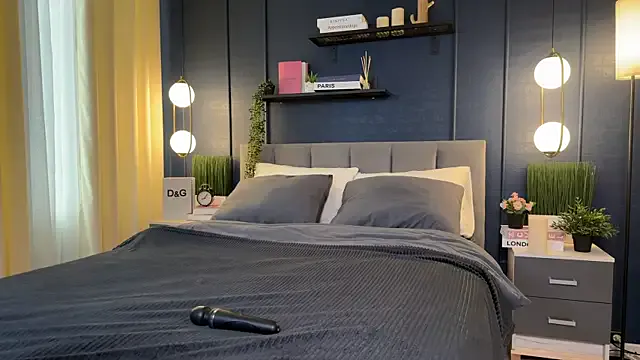 Freechat AdriaNochi on StripChat