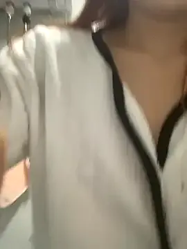 Freechat Aimeil on StripChat