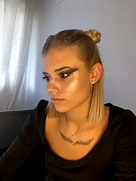 Freechat AishaKali on StripChat