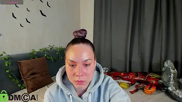 Al1ice_Moures on StripChat