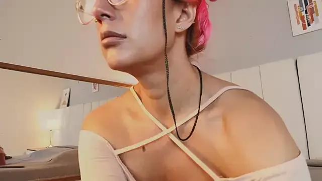 Alanagrecco from StripChat