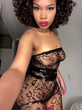 Alice222black from StripChat