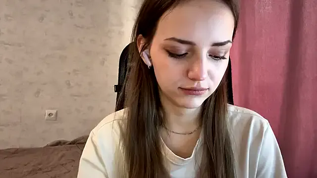 Freechat AliceStacy on StripChat