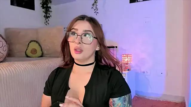 Alissonroses from StripChat