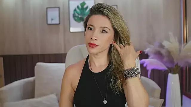 AlliceRouse from StripChat