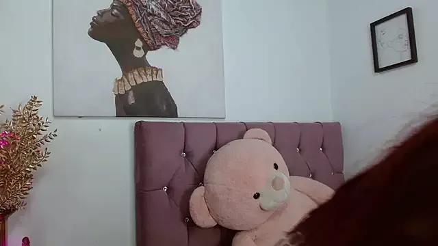 allysonn_fox from StripChat