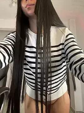 Naked Room aly_golden_ 