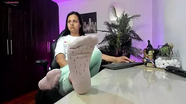 Naked Room Amaia_Bushida 