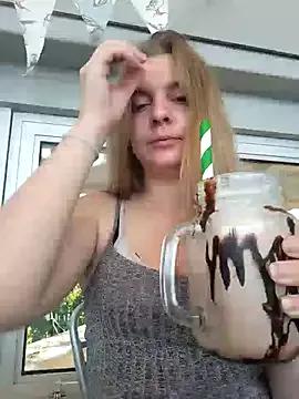 Amethyst_destiny from StripChat is Freechat