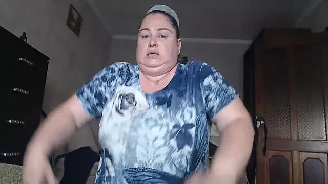 Amy_August from StripChat is Freechat
