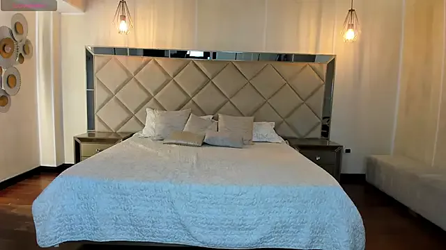 AnaisNin on StripChat 