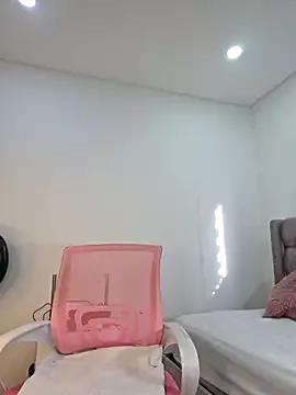 Anal_Luucia from StripChat