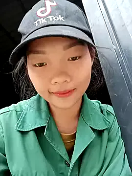 StripChat Ananine is Private Ananine — Ch mun mt cuc sng yn bnh