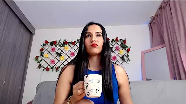 Annaross2 from StripChat