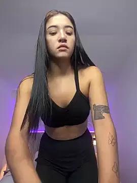 Naked Room Antonella_Grayy 