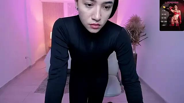 Antonella_Grayy from StripChat is Freechat