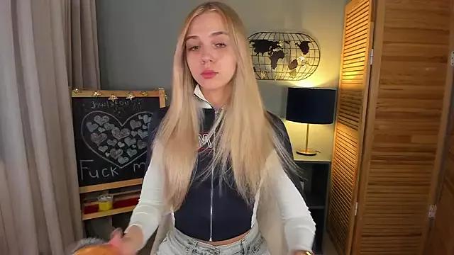 Aria69Stars from StripChat