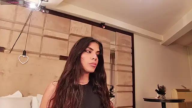 AylinHazel from StripChat is Freechat