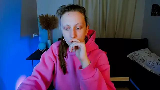 babydarkness from StripChat
