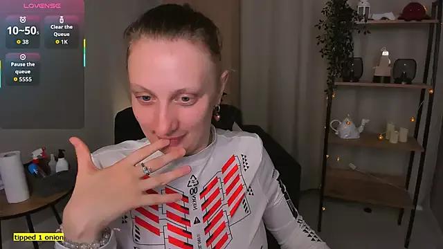 babydarkness from StripChat