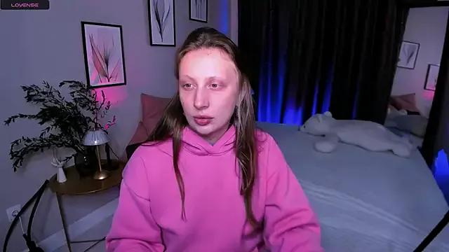 babydarkness from StripChat
