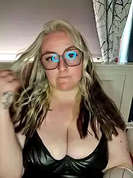 Naked Room BBW_Diamond_xox 