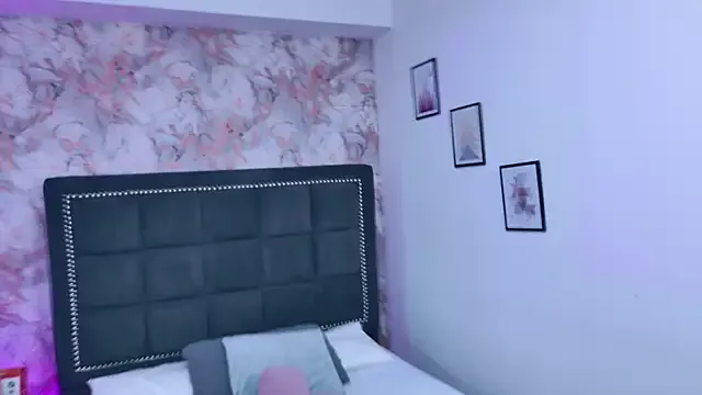 Freechat Becca_Grims on StripChat