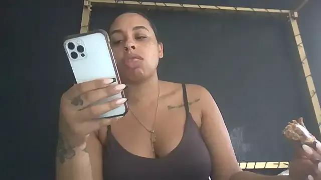 Bigbootyjaydaa from StripChat is Freechat