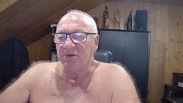 biggandybig from StripChat