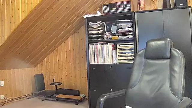 biggandybig from StripChat