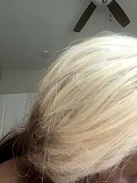 StripChat bigmama_deshayyy is Freechat bigmama_deshayyy — Squirt like a goddess