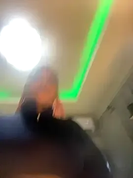 StripChat BQueen223 is Private BQueen223 — control my lovense