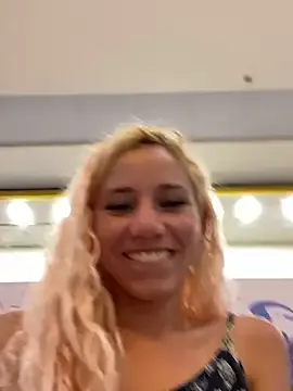 Freechat Bruxinha551 on StripChat