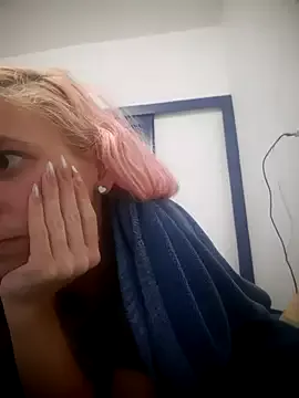 Freechat Bruxinha551 on StripChat