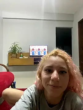 Freechat Bruxinha551 on StripChat