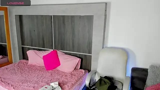 Freechat Bryna_ on StripChat