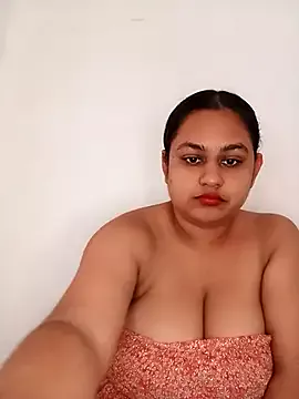 Private bumblebeegirl on StripChat