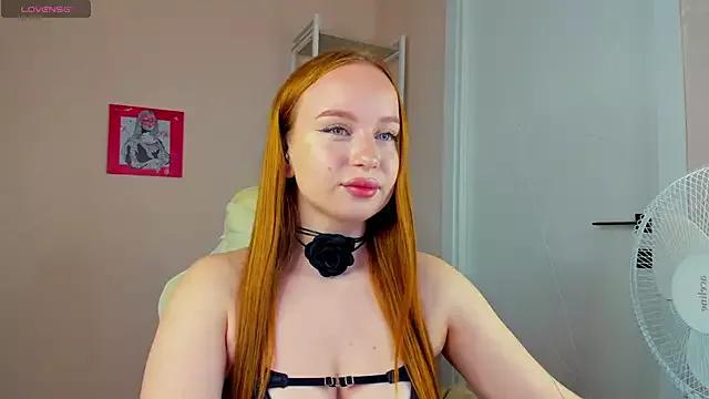 Bunny_Luvv from StripChat